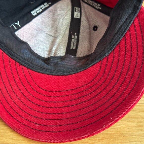 NEW ERA MLB Philly Phillies 100% Wool Baseball Hat, Logo Patch, Red/Black, 7 1/8 - Picture 12 of 16